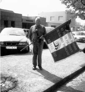  Jean BILLO sur la tombe
de SALAN - 2005 